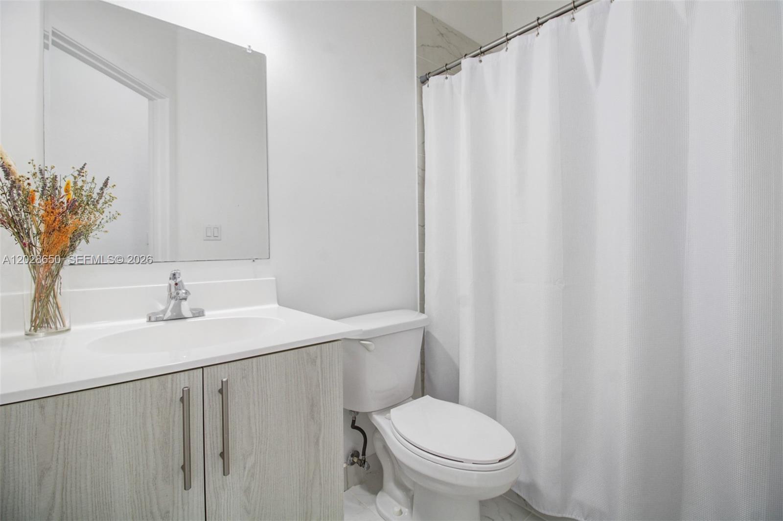 CENTURY PARK SOUTH - Residential Lease
