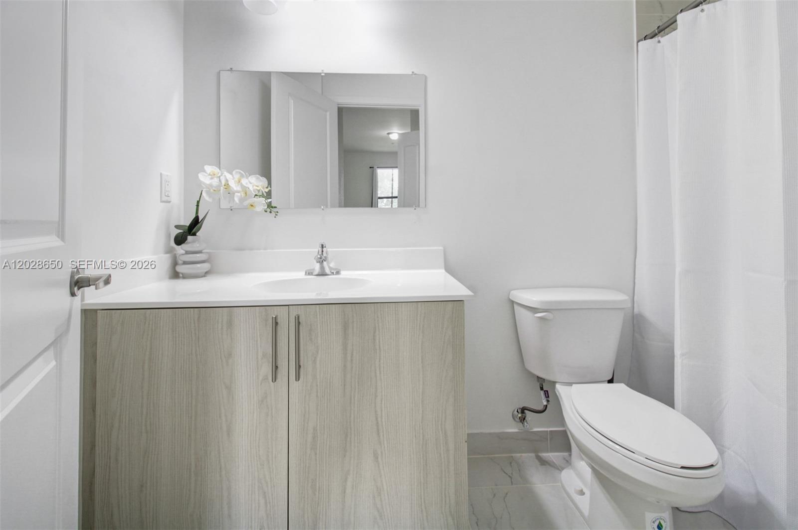 CENTURY PARK SOUTH - Residential Lease