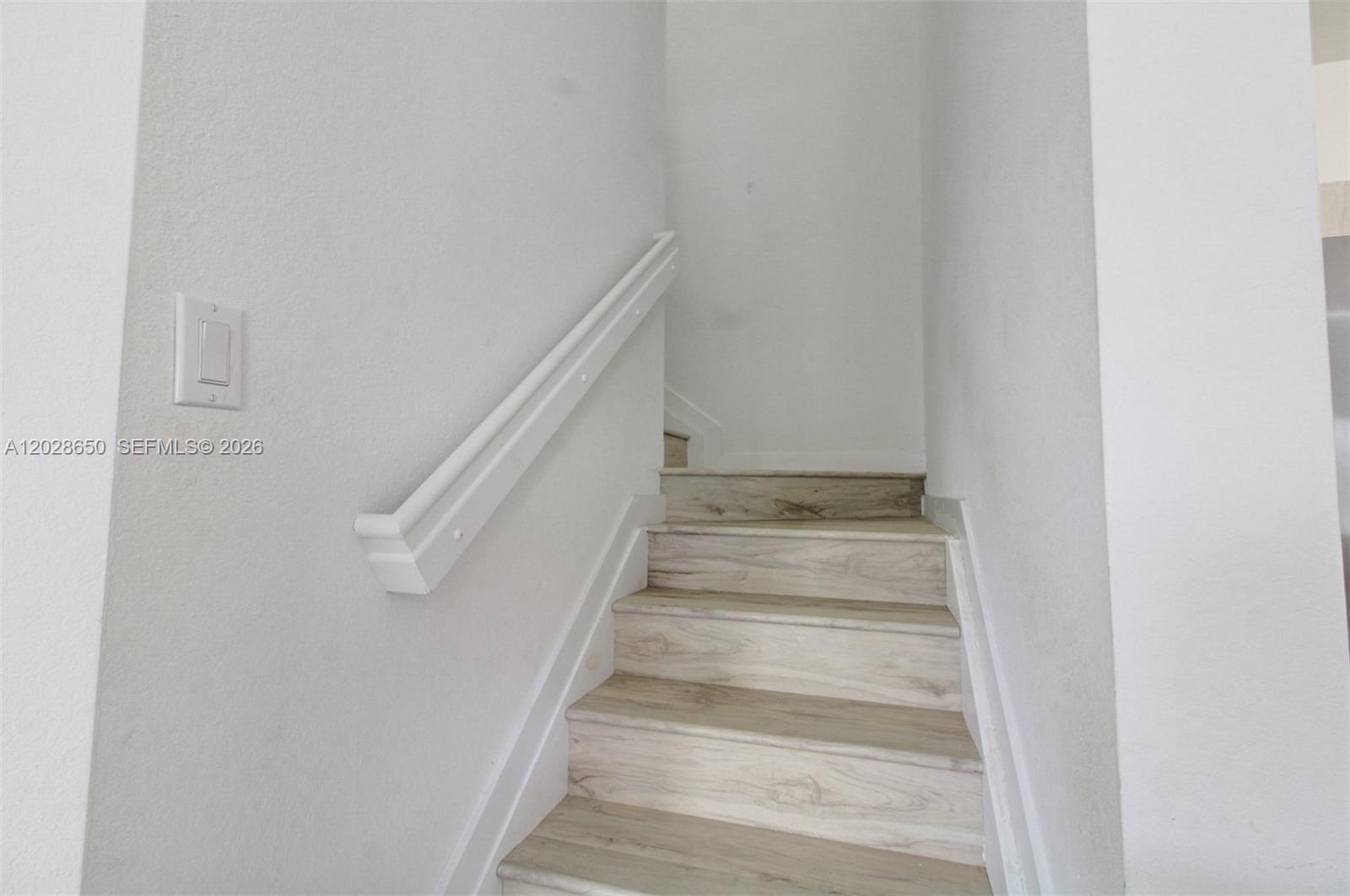 CENTURY PARK SOUTH - Residential Lease