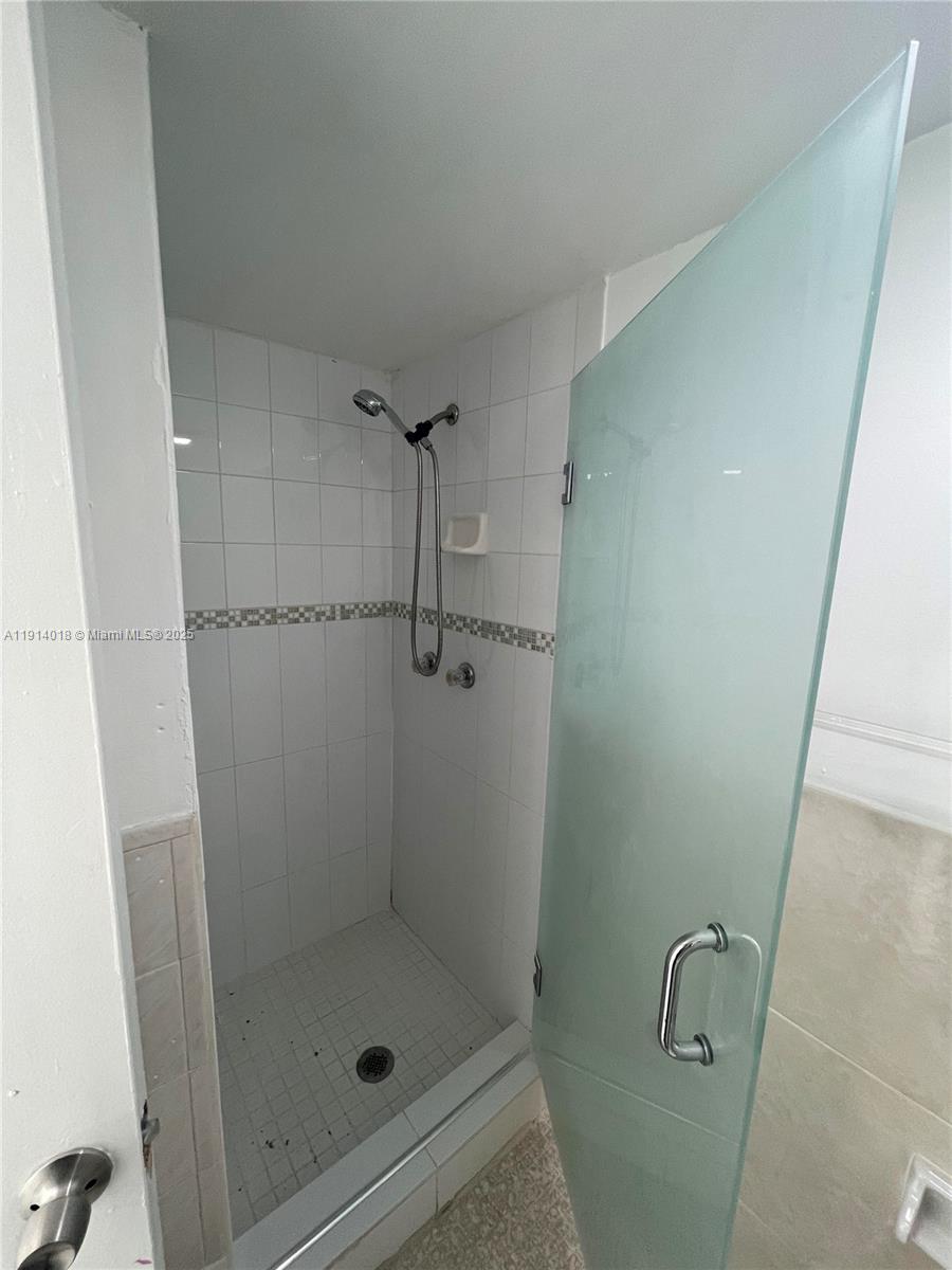 SUNSET VILLAS NO 3 CONDO - Residential