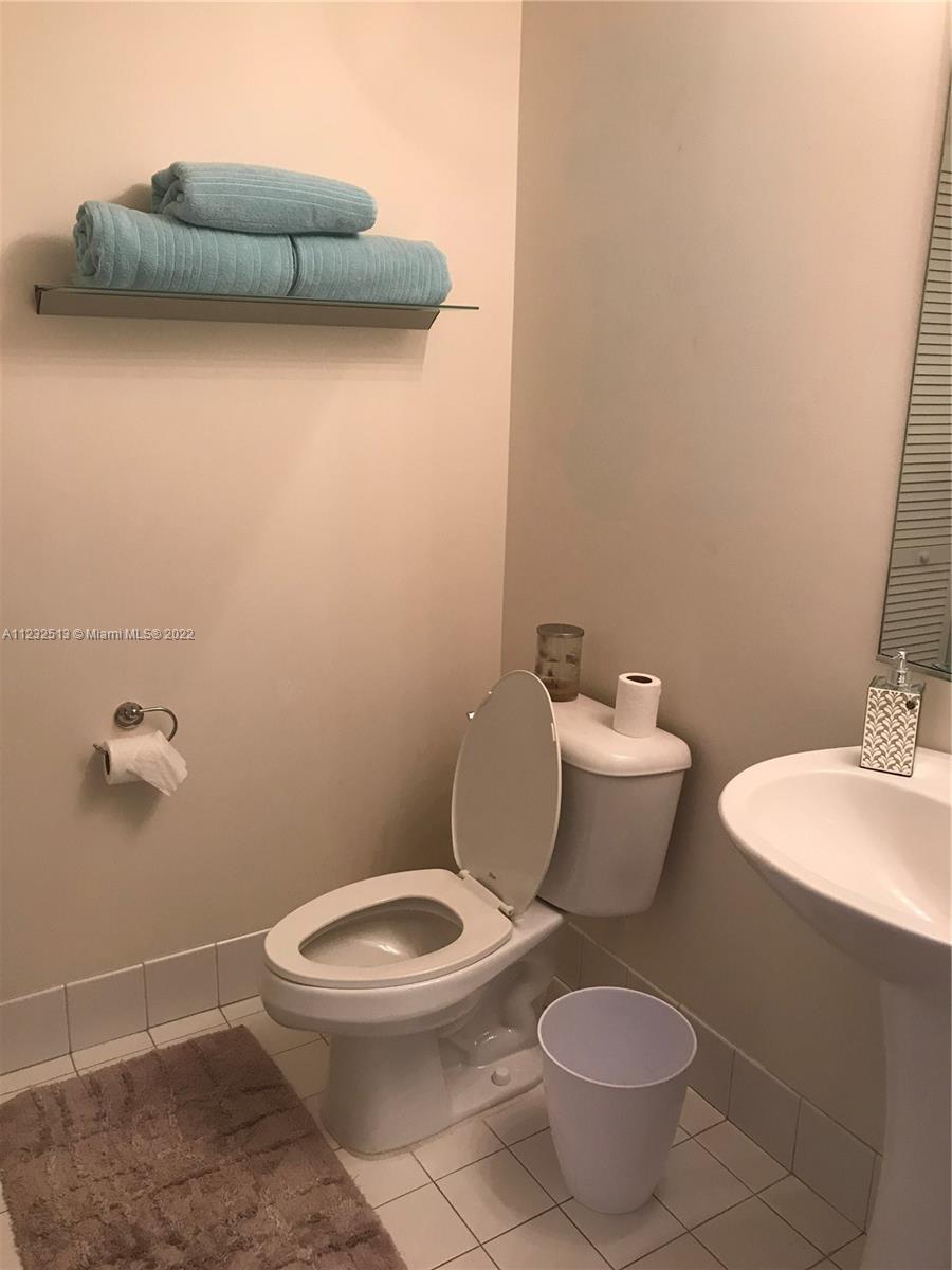 MARINABLUE CONDO - Residential Lease