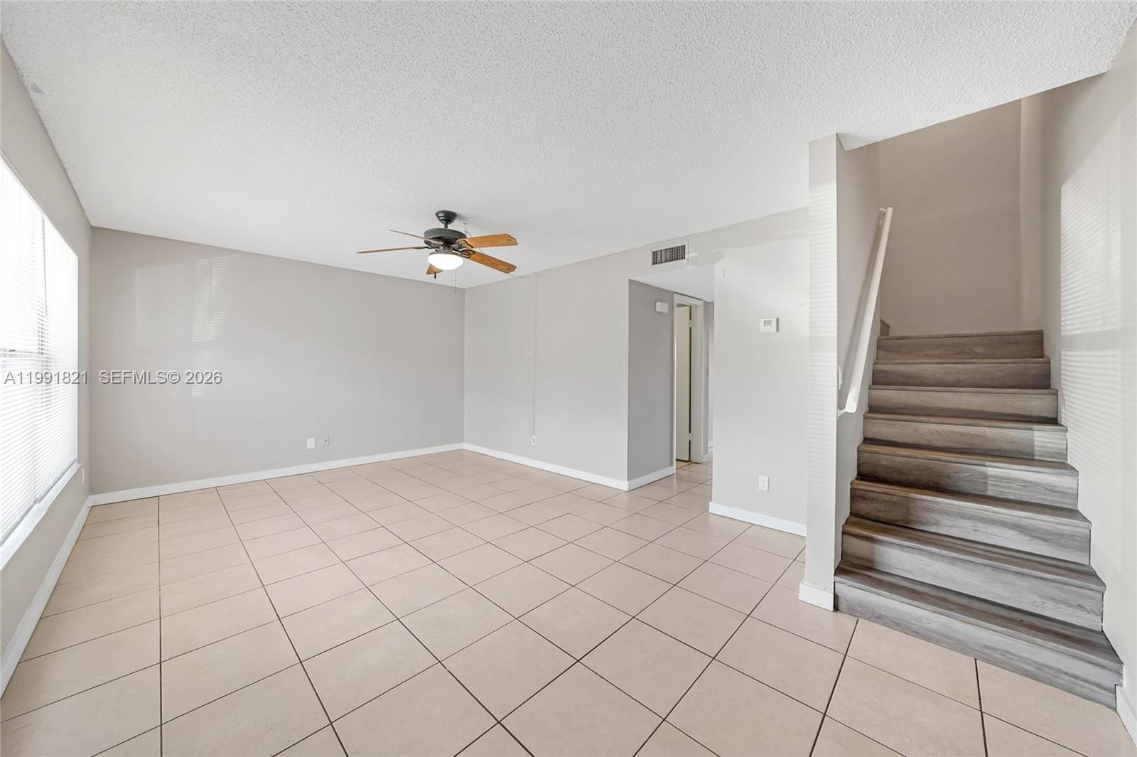 BRENTWOOD WEST TOWNHOUSES - Residential