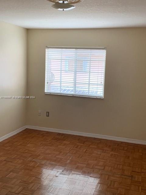 SANTA NAVILA VILLAS CONDO - Residential Lease
