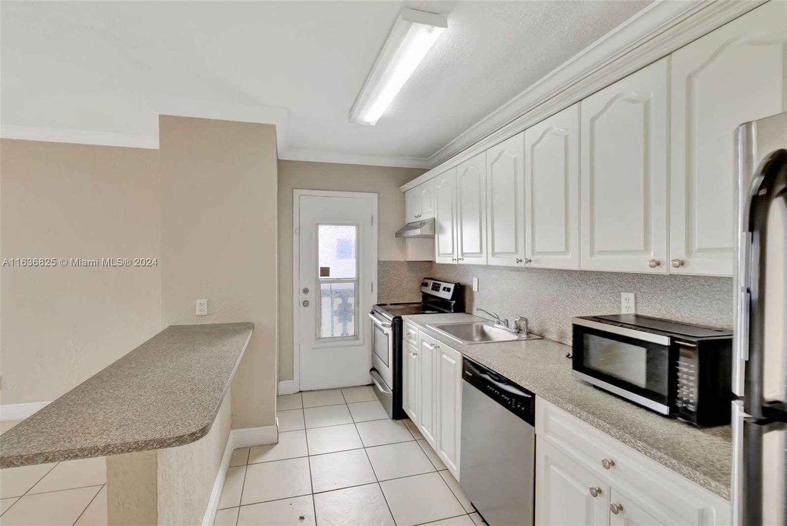45 AVENUE CONDO - Residential