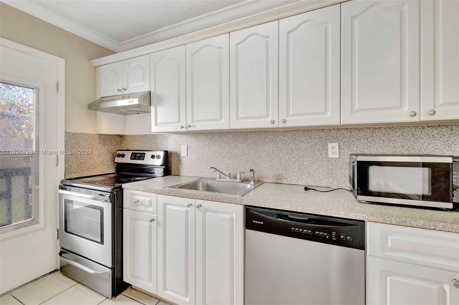45 AVENUE CONDO - Residential