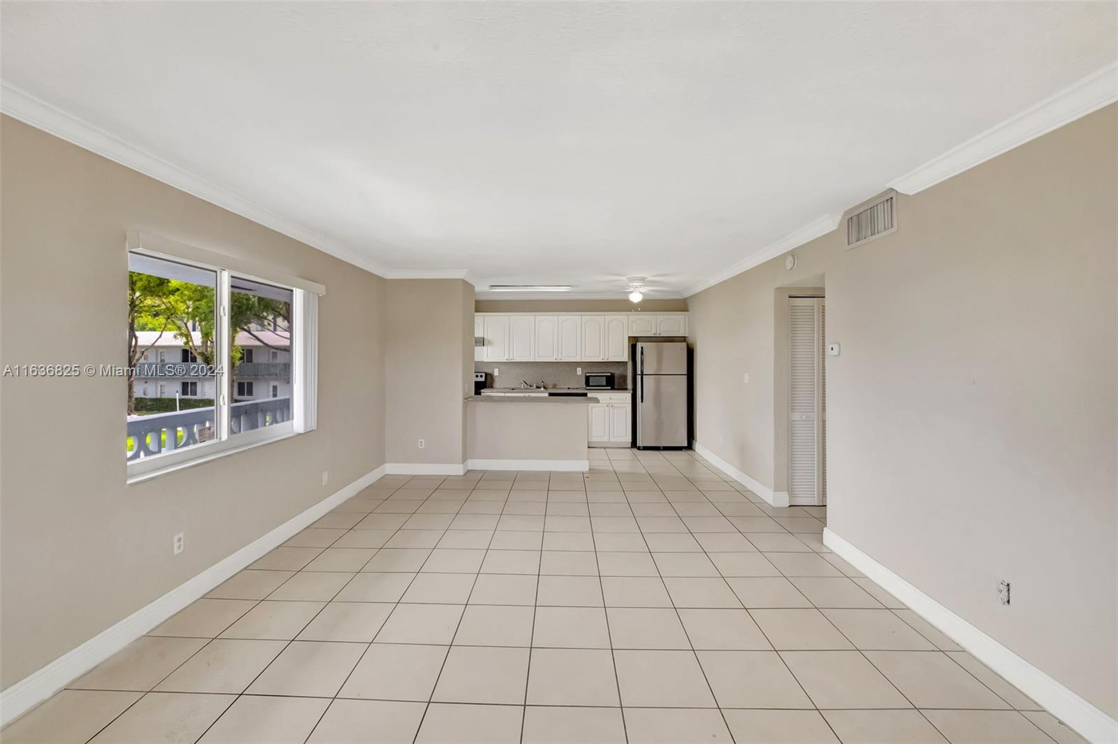 45 AVENUE CONDO - Residential