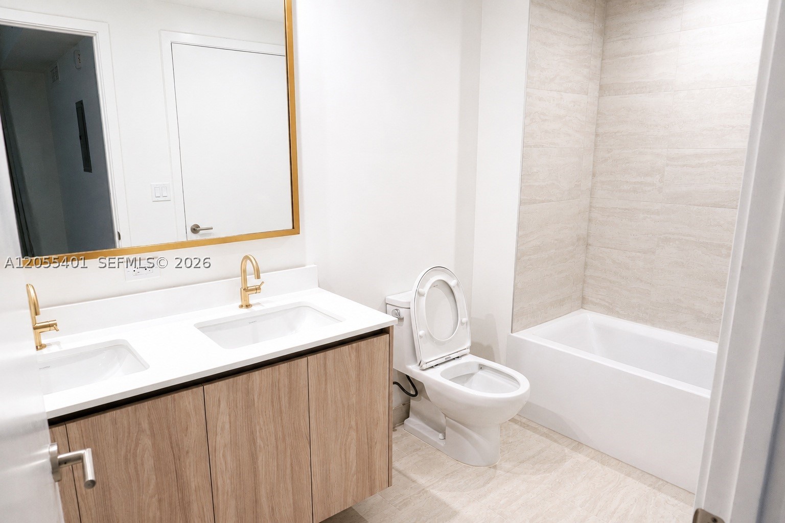 BRICKELL POINT - Residential Lease