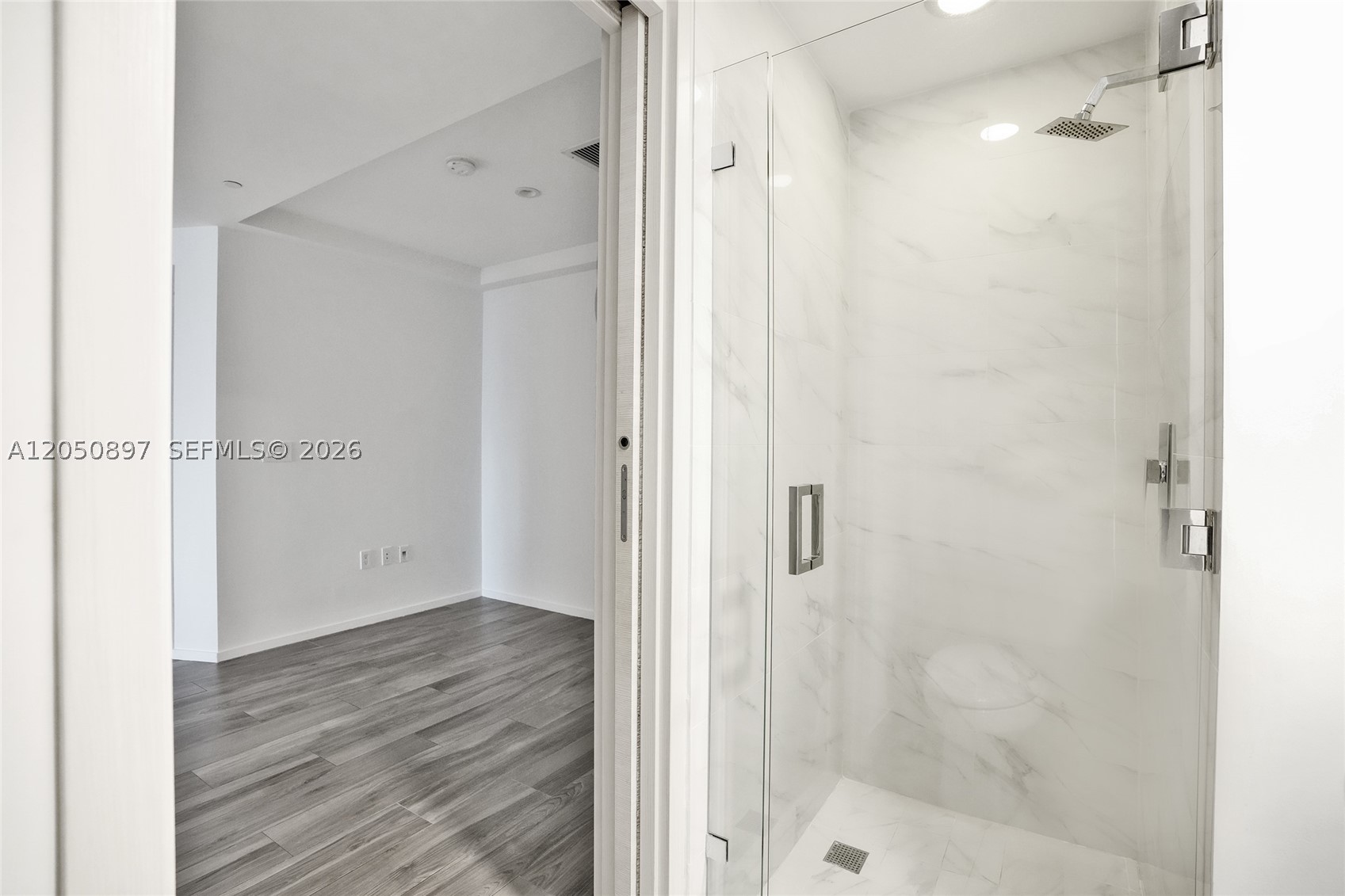 801 SMA RESIDENCES CONDO - Residential