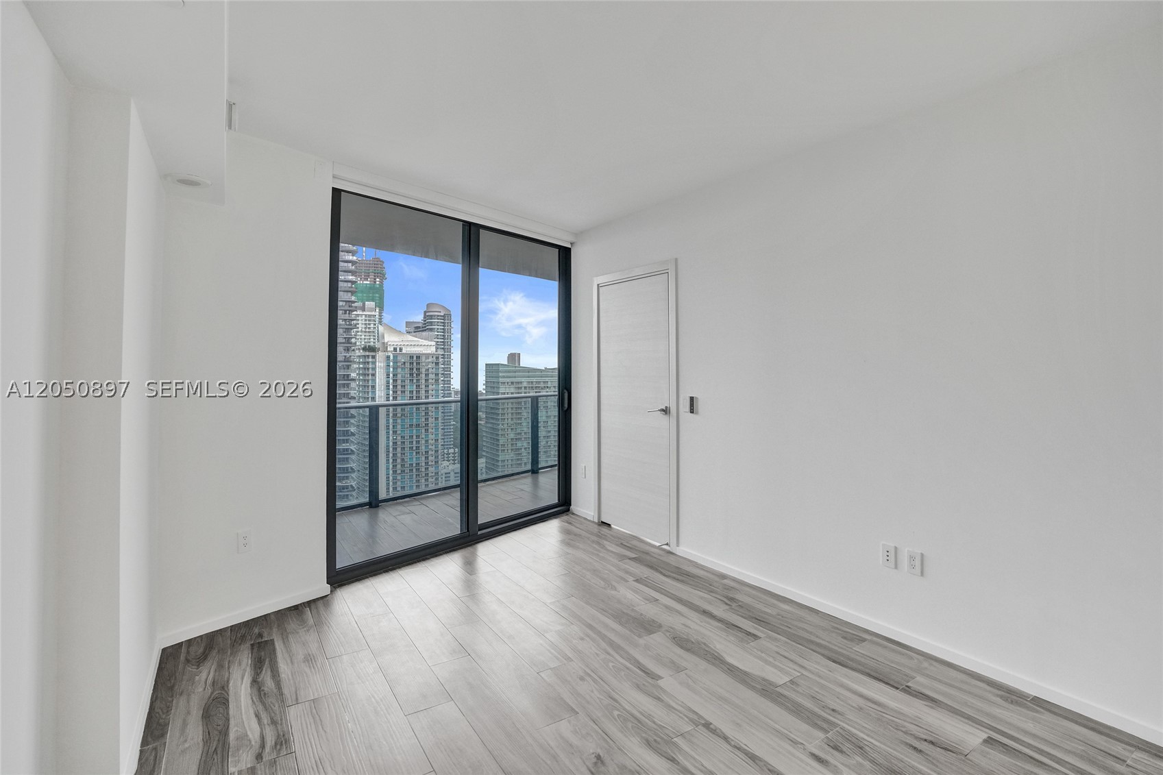 801 SMA RESIDENCES CONDO - Residential