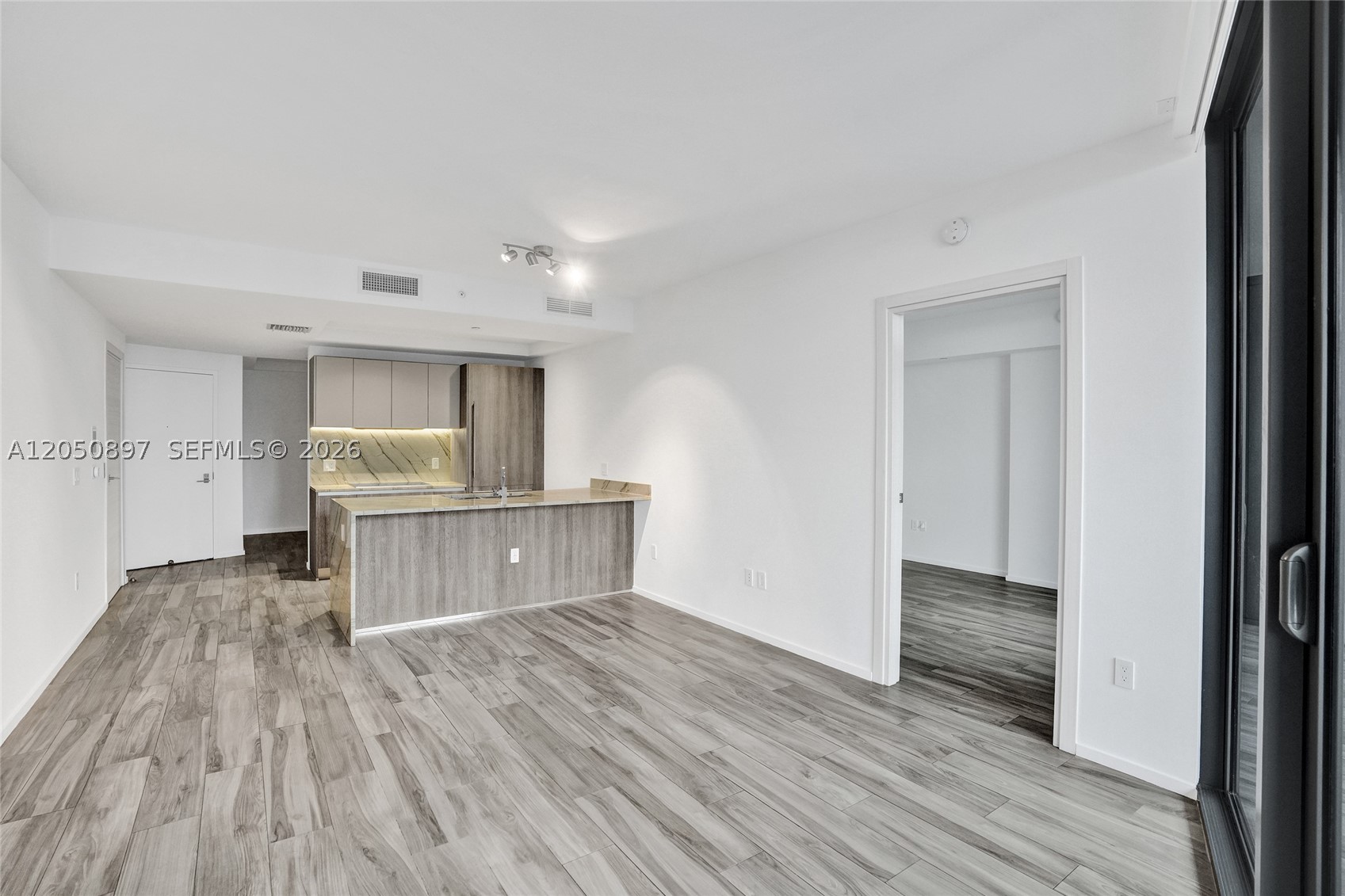 801 SMA RESIDENCES CONDO - Residential