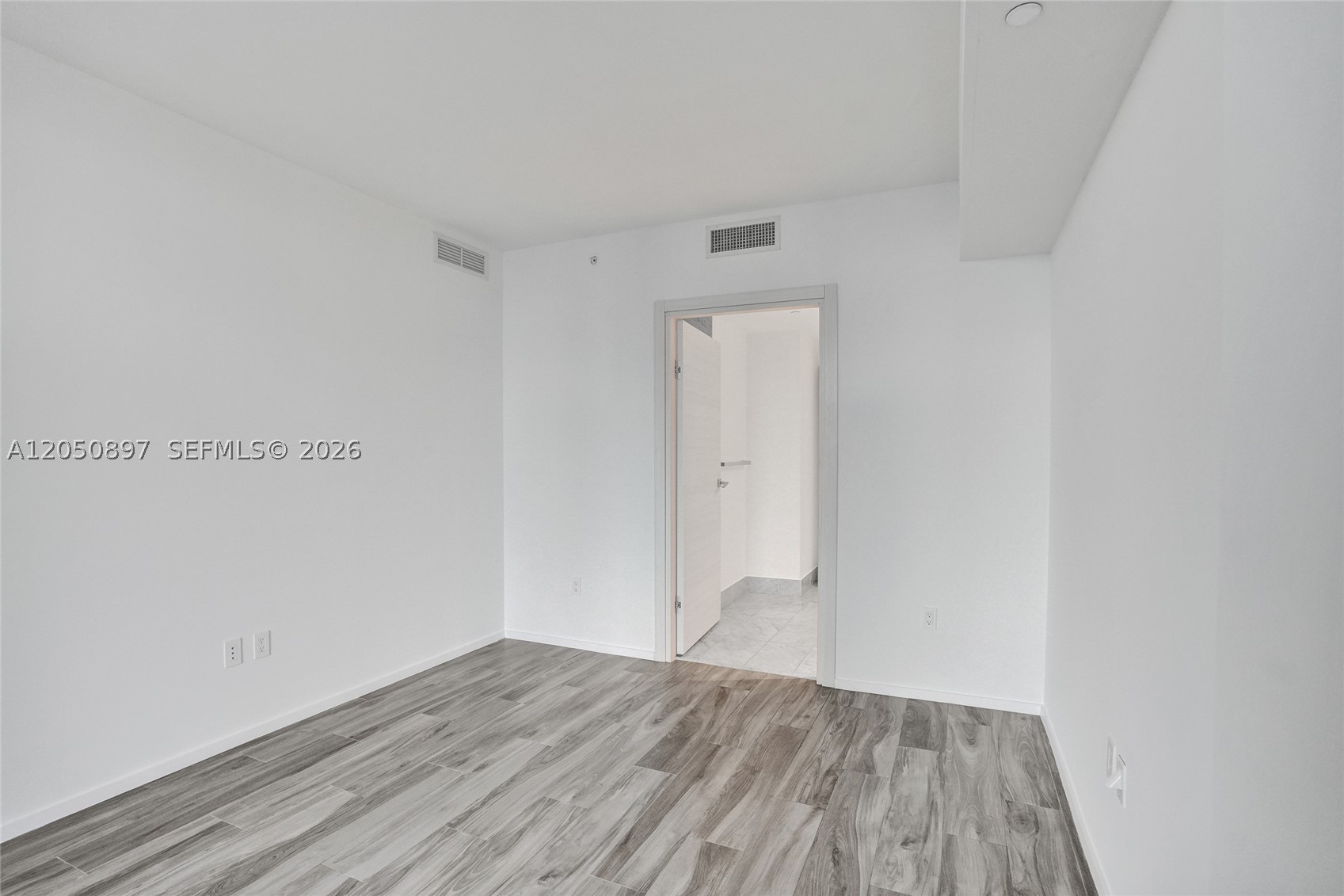 801 SMA RESIDENCES CONDO - Residential
