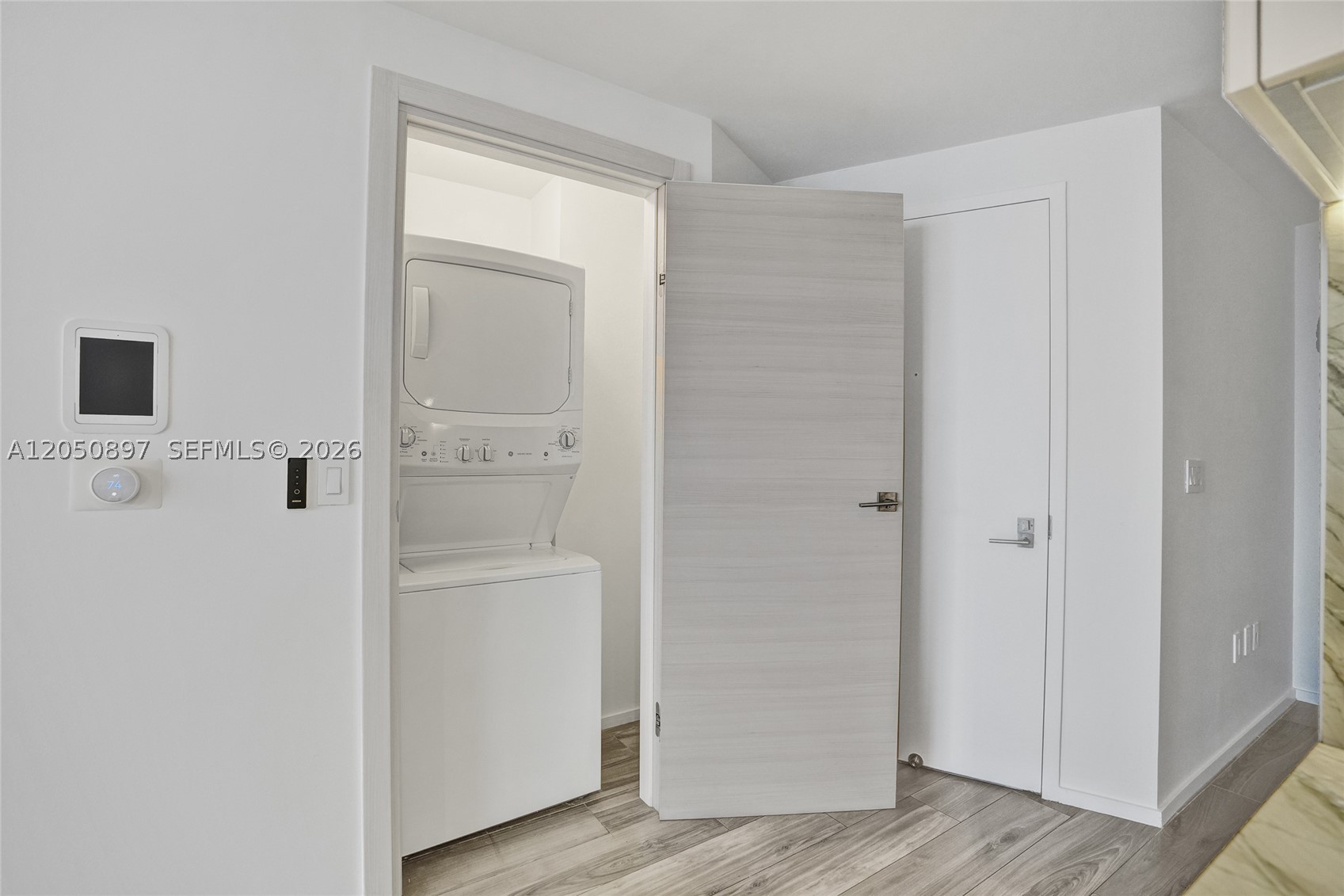 801 SMA RESIDENCES CONDO - Residential