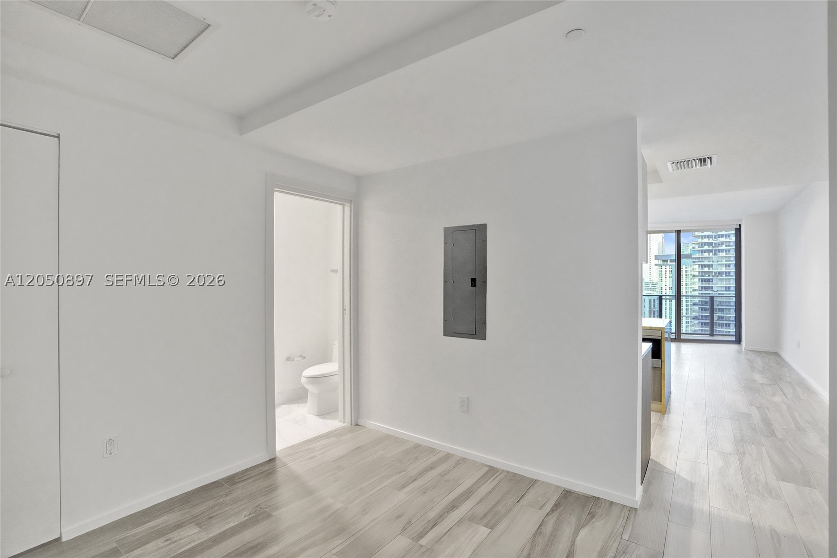801 SMA RESIDENCES CONDO - Residential