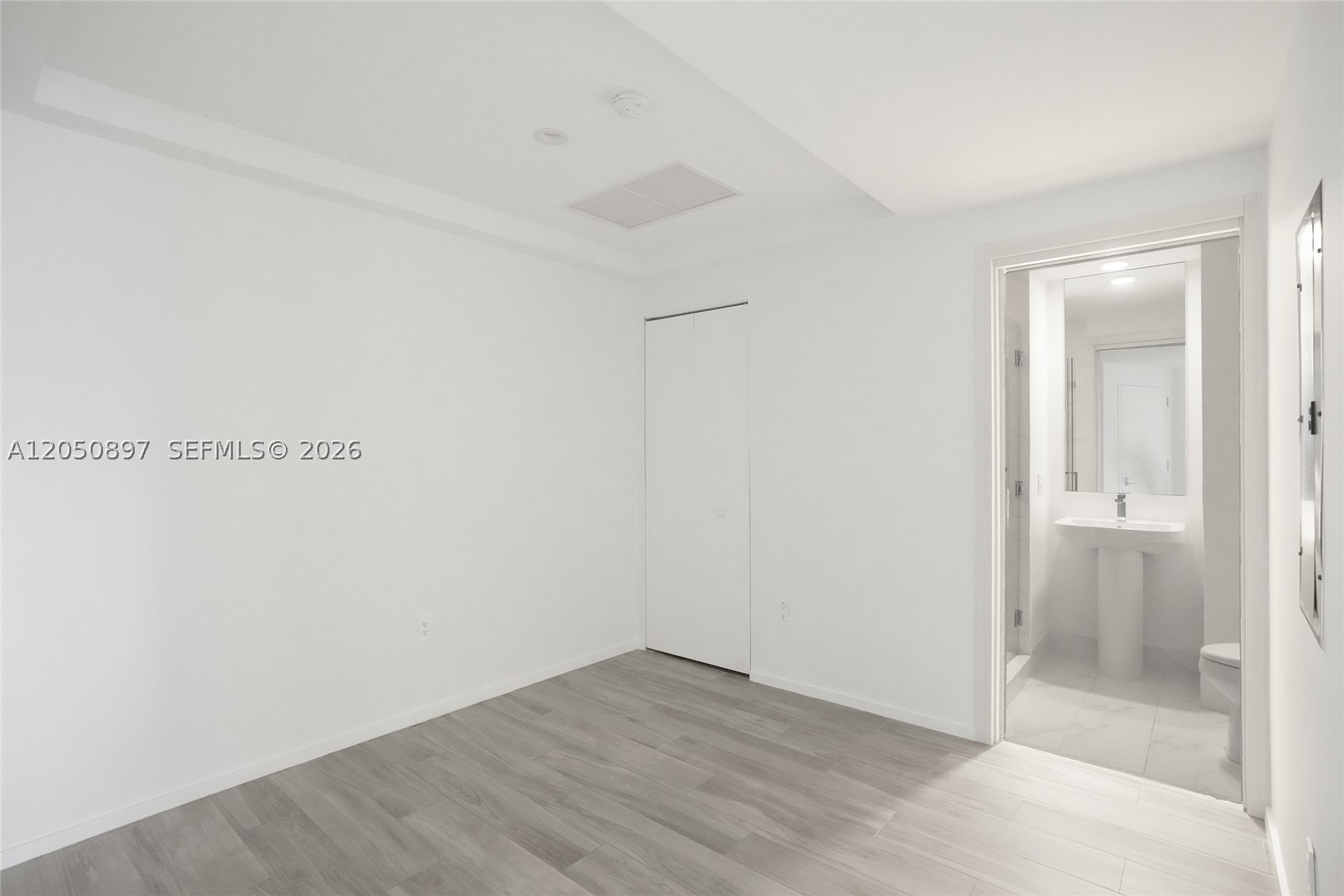 801 SMA RESIDENCES CONDO - Residential