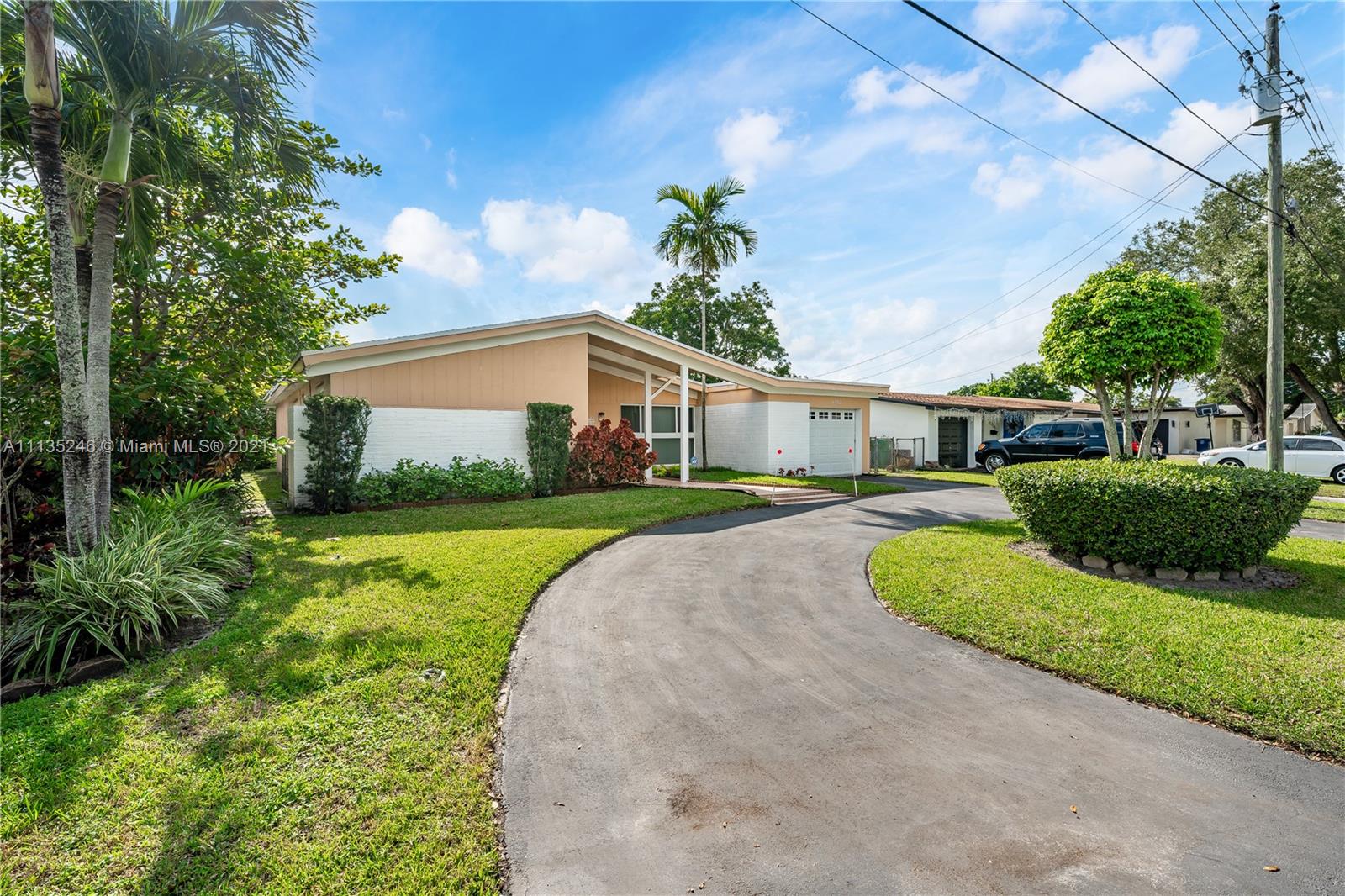 MIRAMAR ISLES SEC 6 - Residential