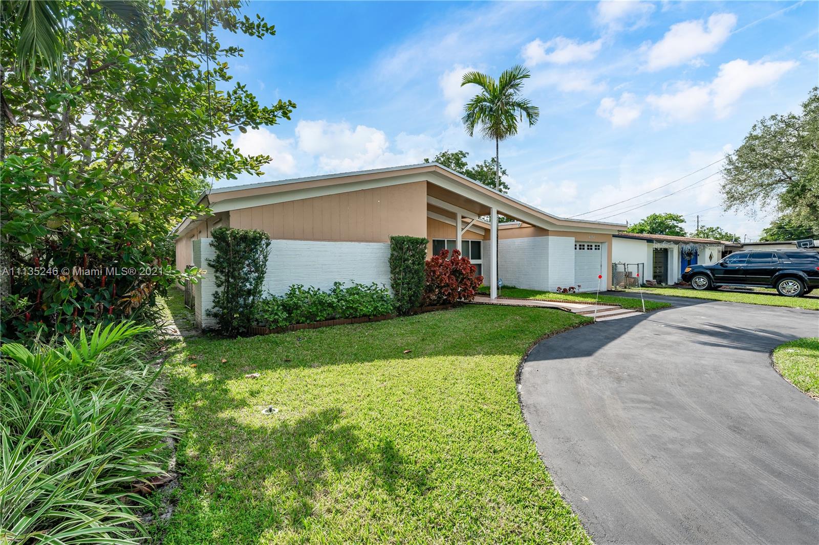 MIRAMAR ISLES SEC 6 - Residential