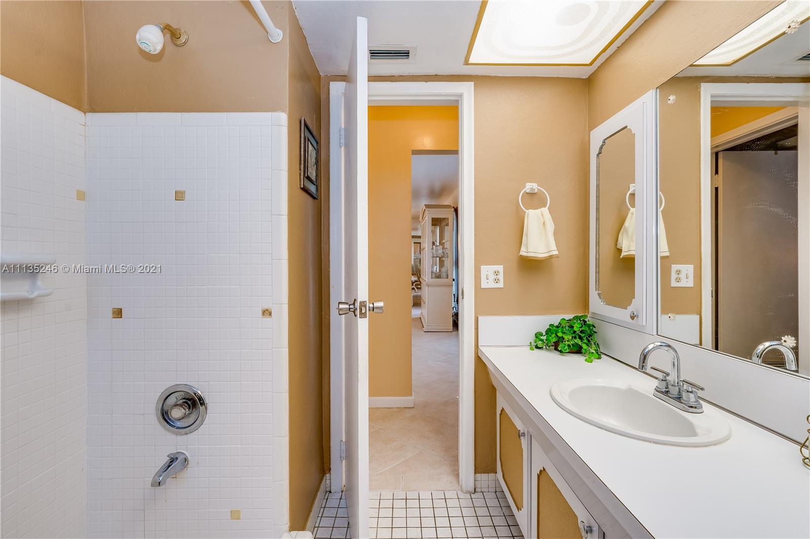 MIRAMAR ISLES SEC 6 - Residential