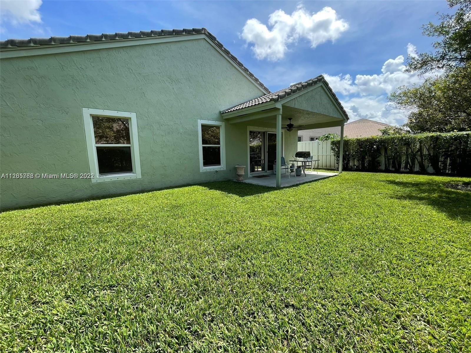 PEMBROKE FALLS PH 6 - Residential Lease