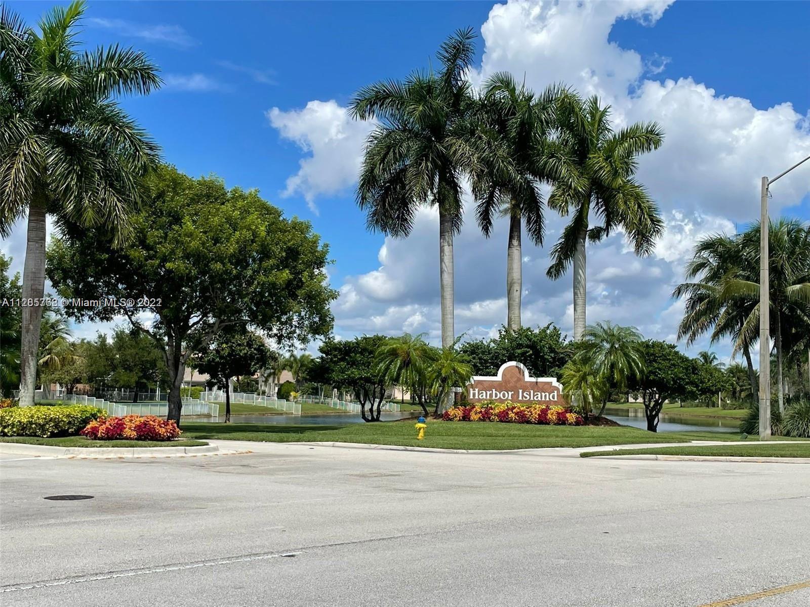 PEMBROKE FALLS PH 6 - Residential Lease