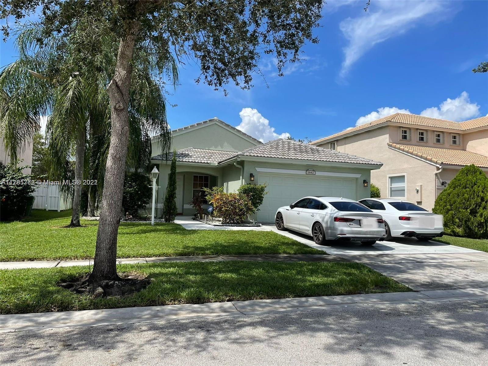 PEMBROKE FALLS PH 6 - Residential Lease