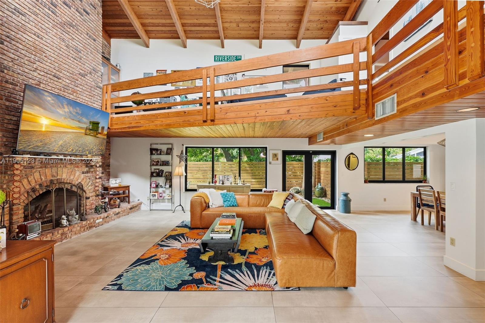 MIAMI SHORES - Residential