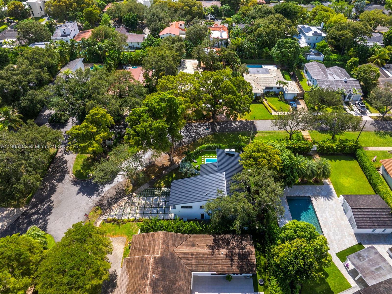 MIAMI SHORES - Residential