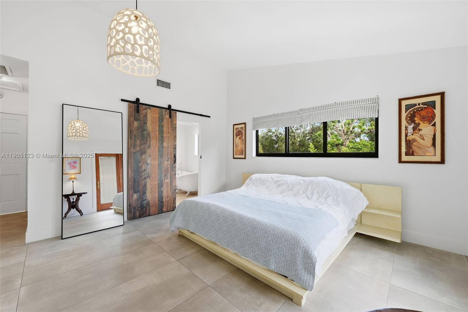 MIAMI SHORES - Residential