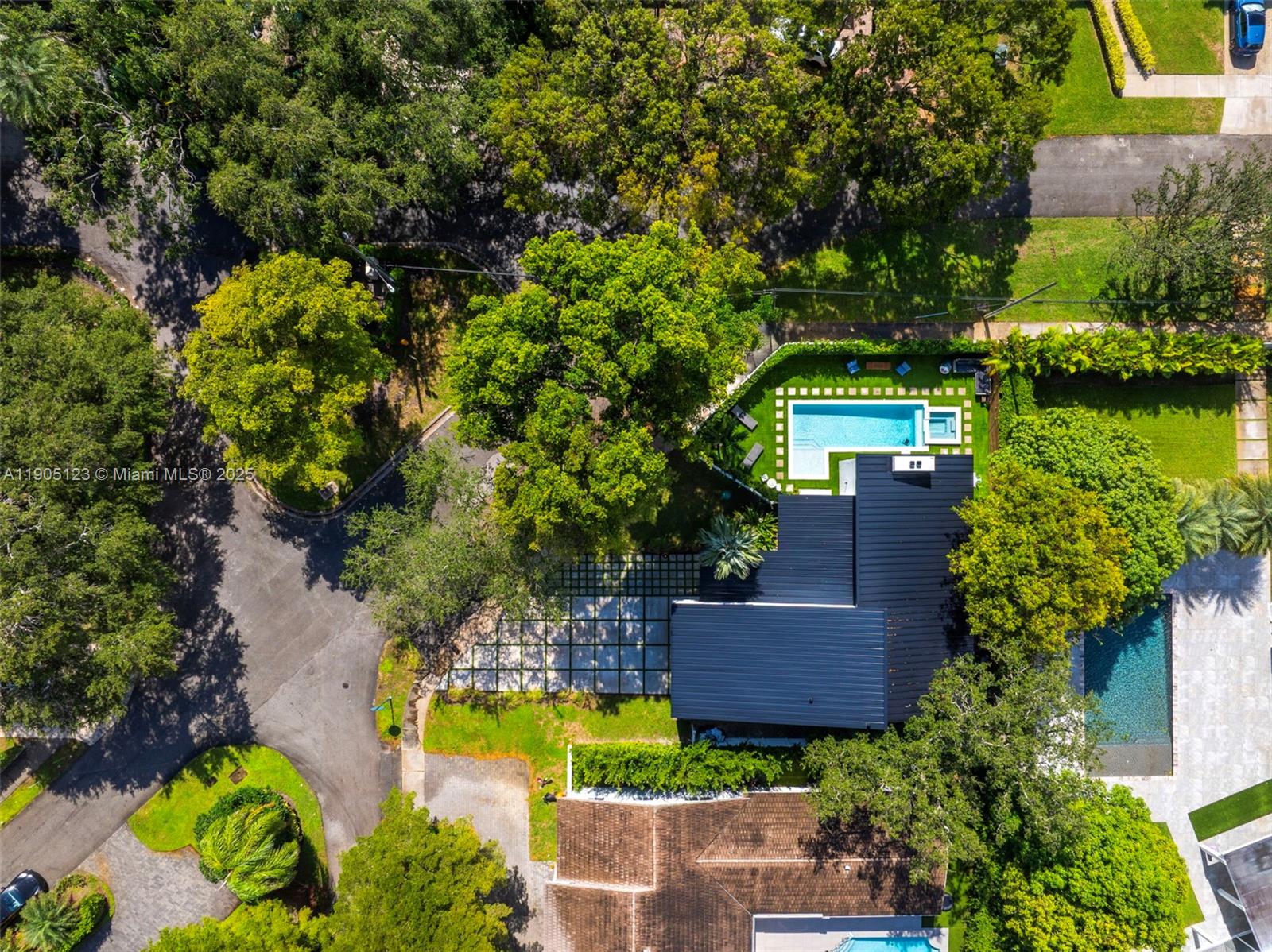 MIAMI SHORES - Residential