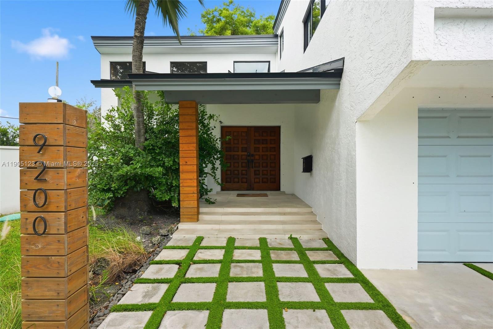 MIAMI SHORES - Residential