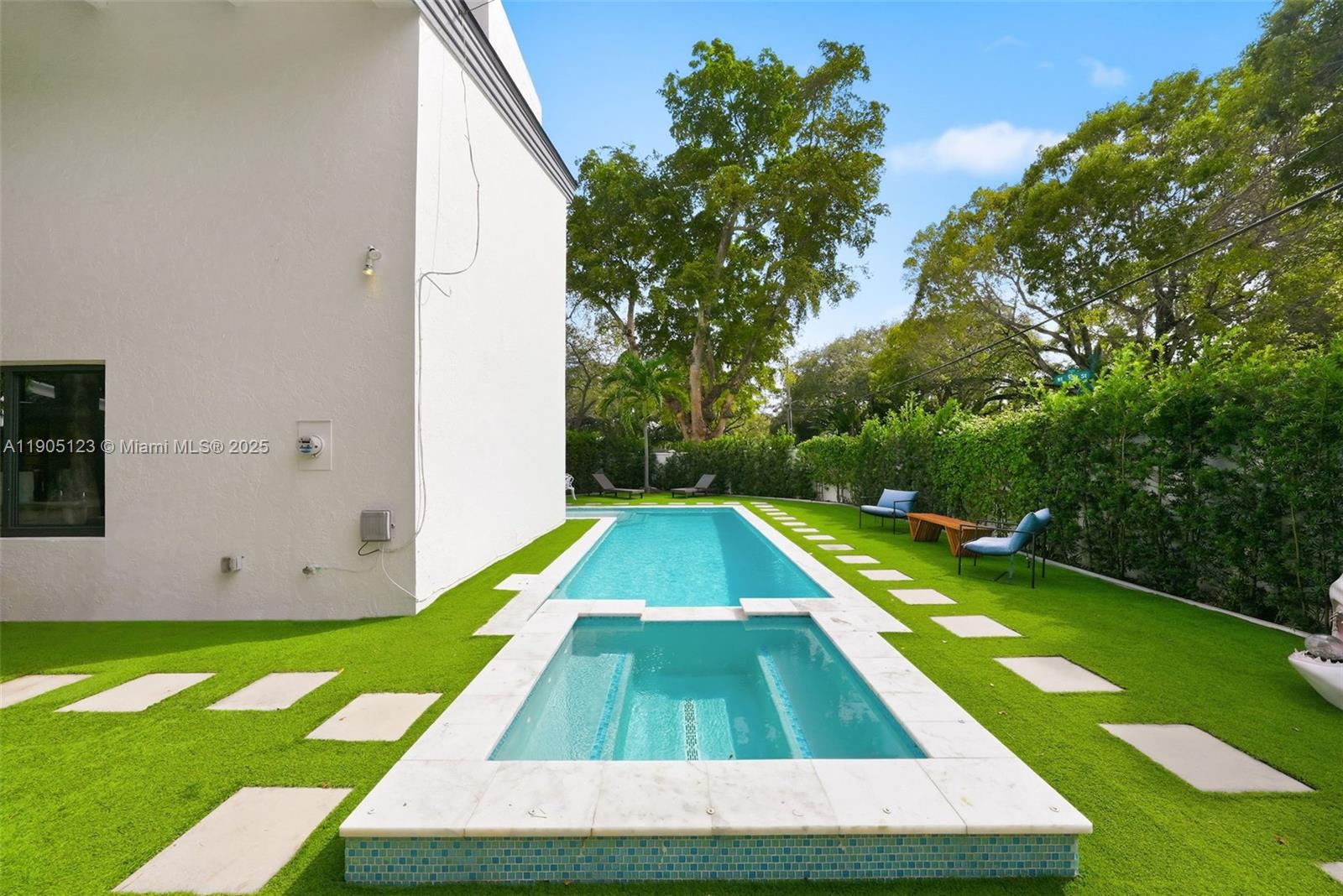 MIAMI SHORES - Residential