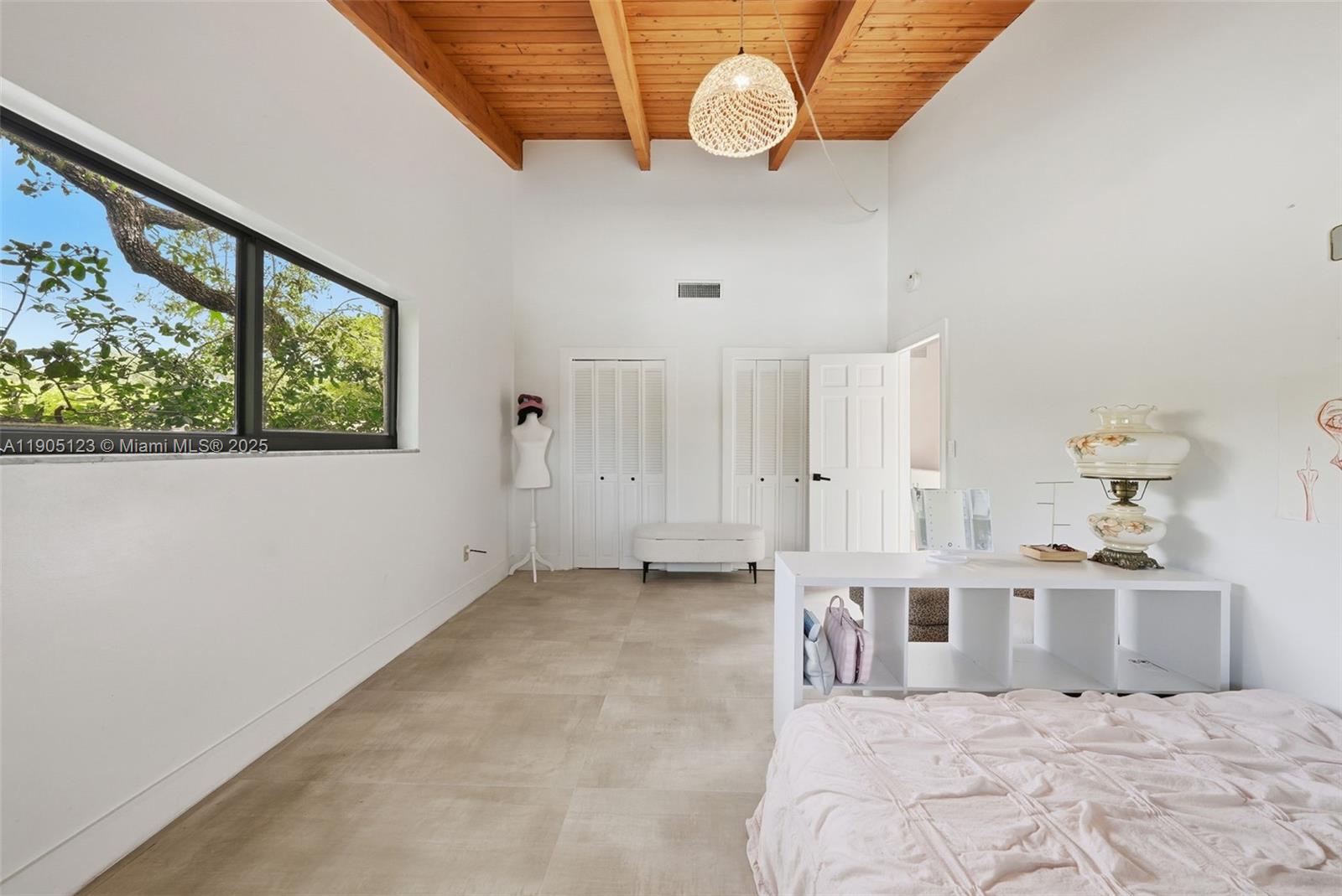 MIAMI SHORES - Residential