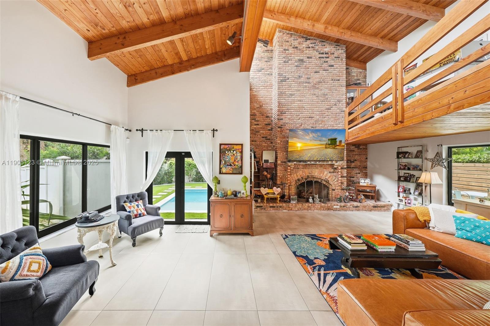 MIAMI SHORES - Residential
