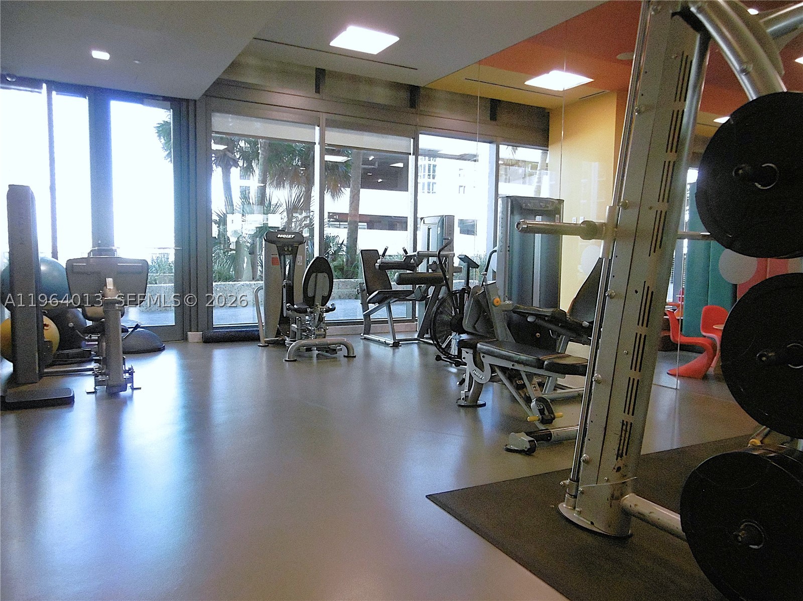REACH CONDO - Residential