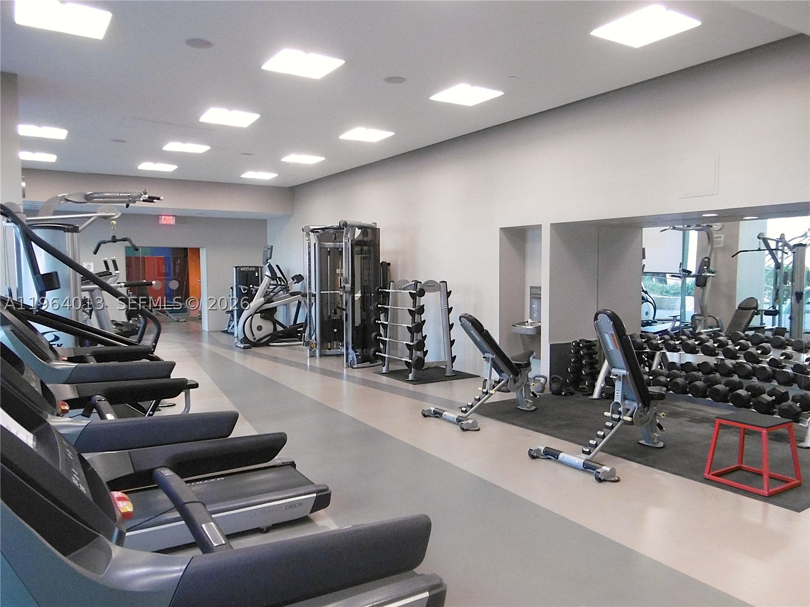 REACH CONDO - Residential