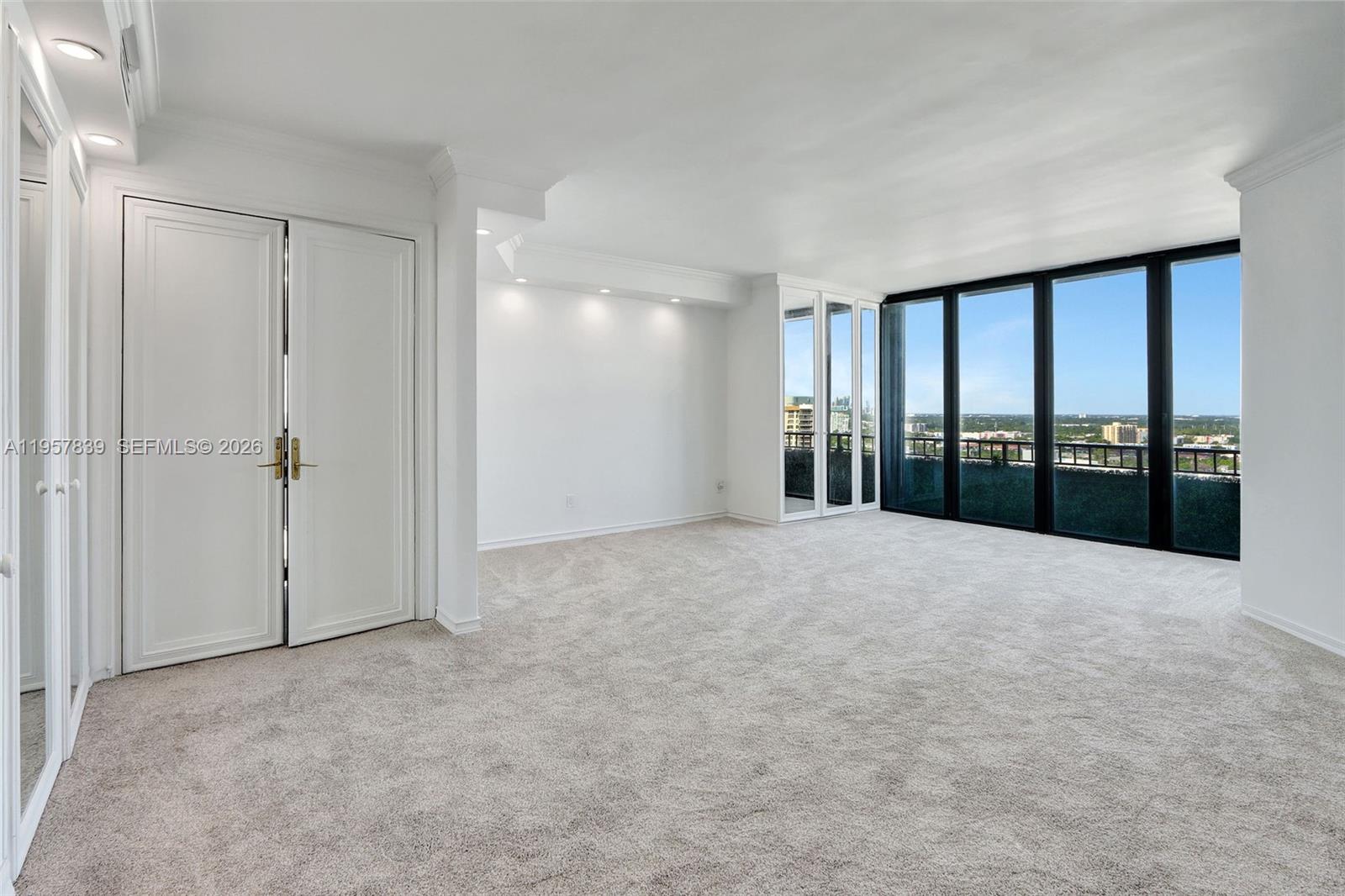 JOCKEY CLUB III CONDO - Residential