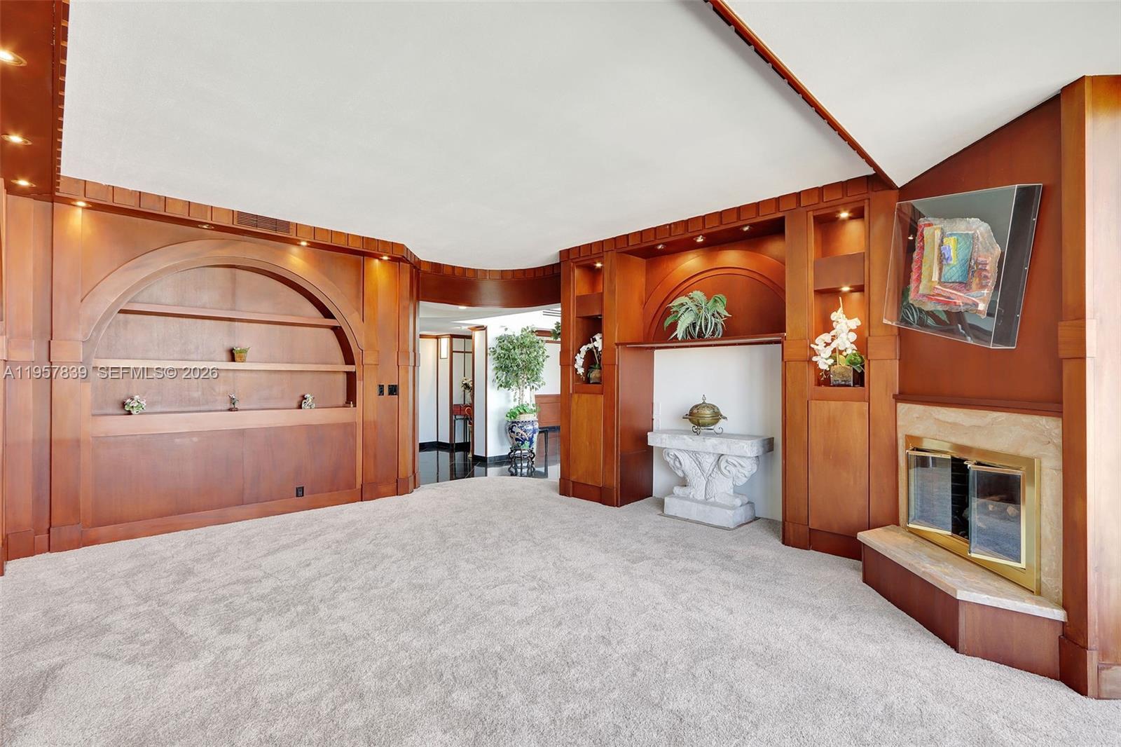JOCKEY CLUB III CONDO - Residential