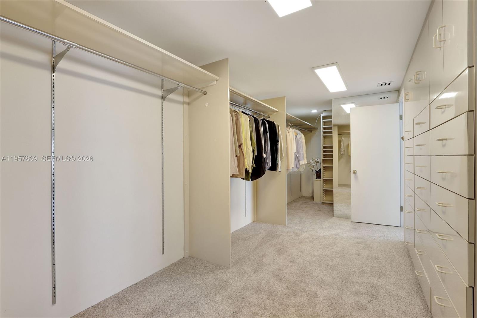 JOCKEY CLUB III CONDO - Residential