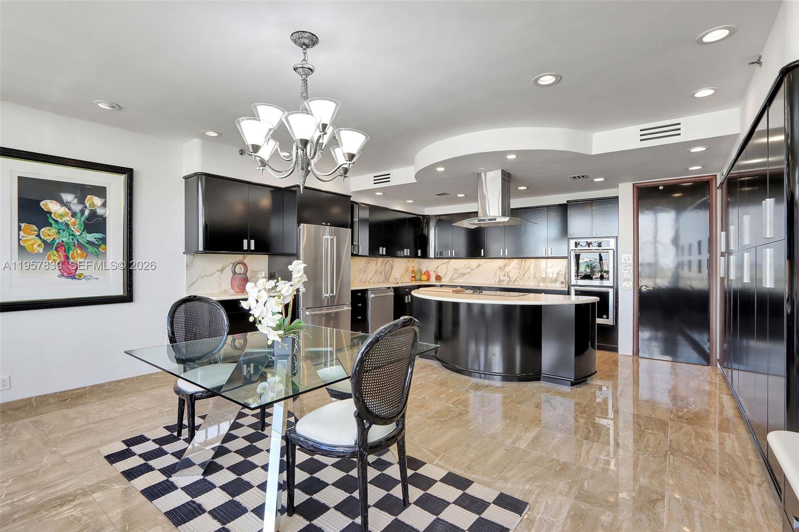 JOCKEY CLUB III CONDO - Residential