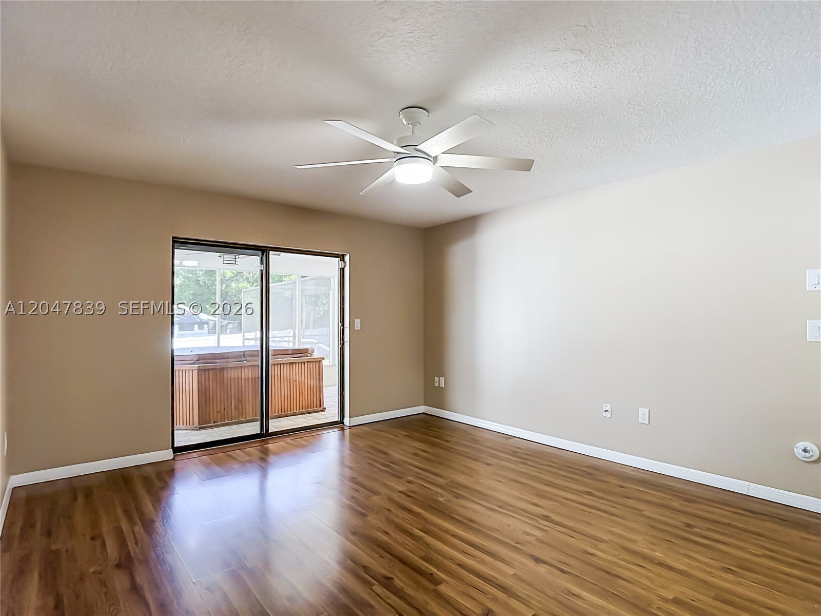 RIVER COUNTRY ESTATES - Residential