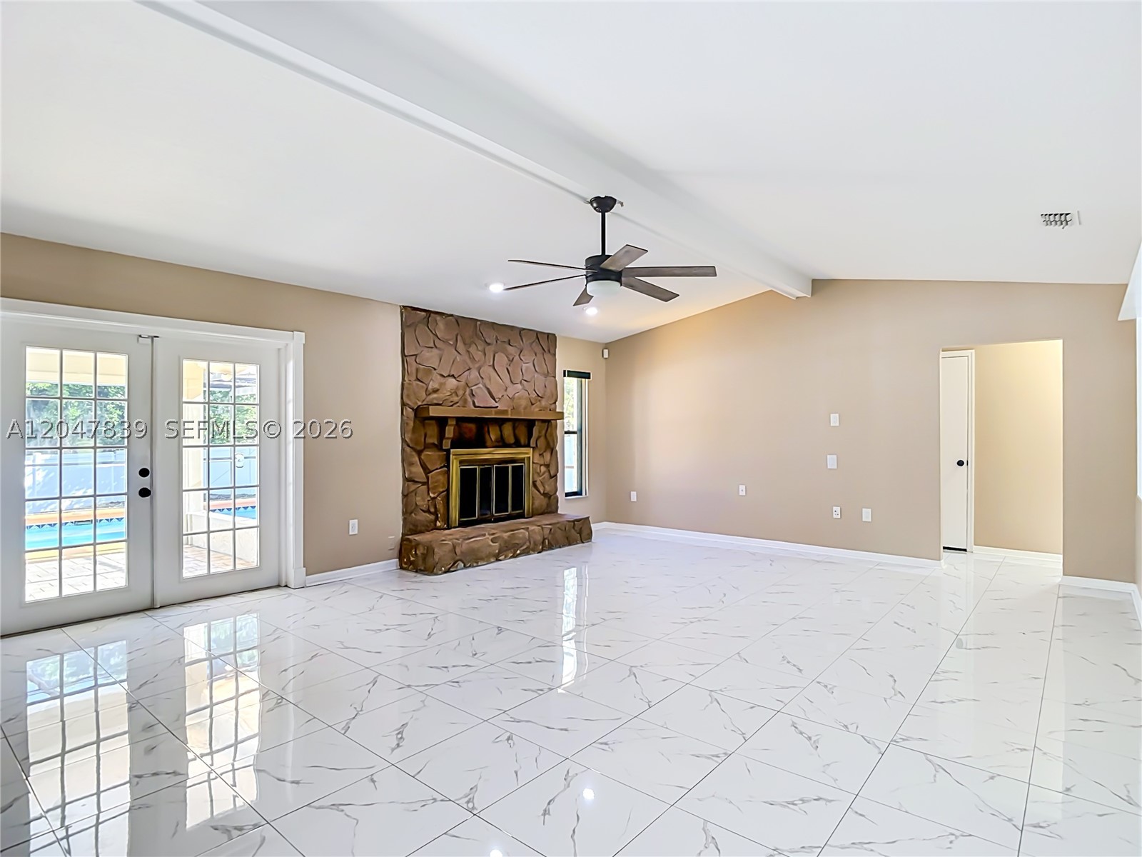 RIVER COUNTRY ESTATES - Residential