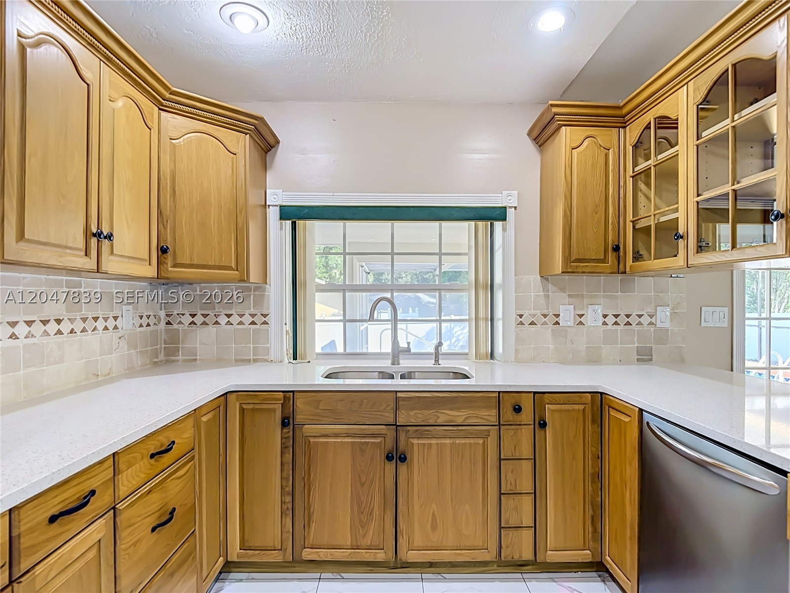 RIVER COUNTRY ESTATES - Residential