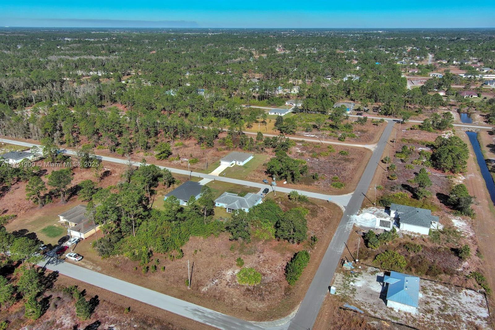 LEHIGH ACRES - Land