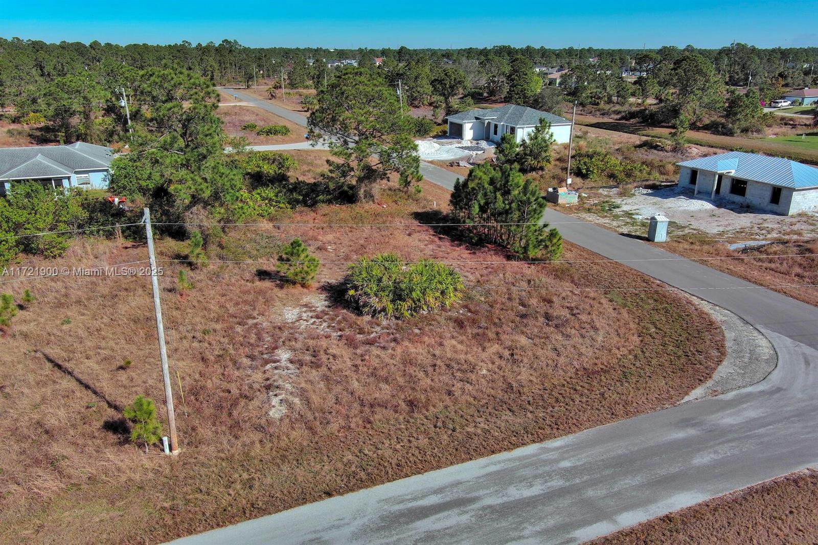 LEHIGH ACRES - Land