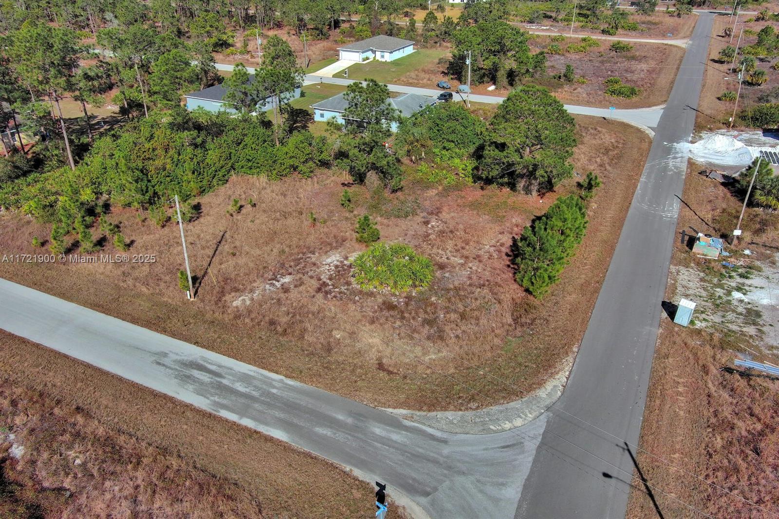 LEHIGH ACRES - Land