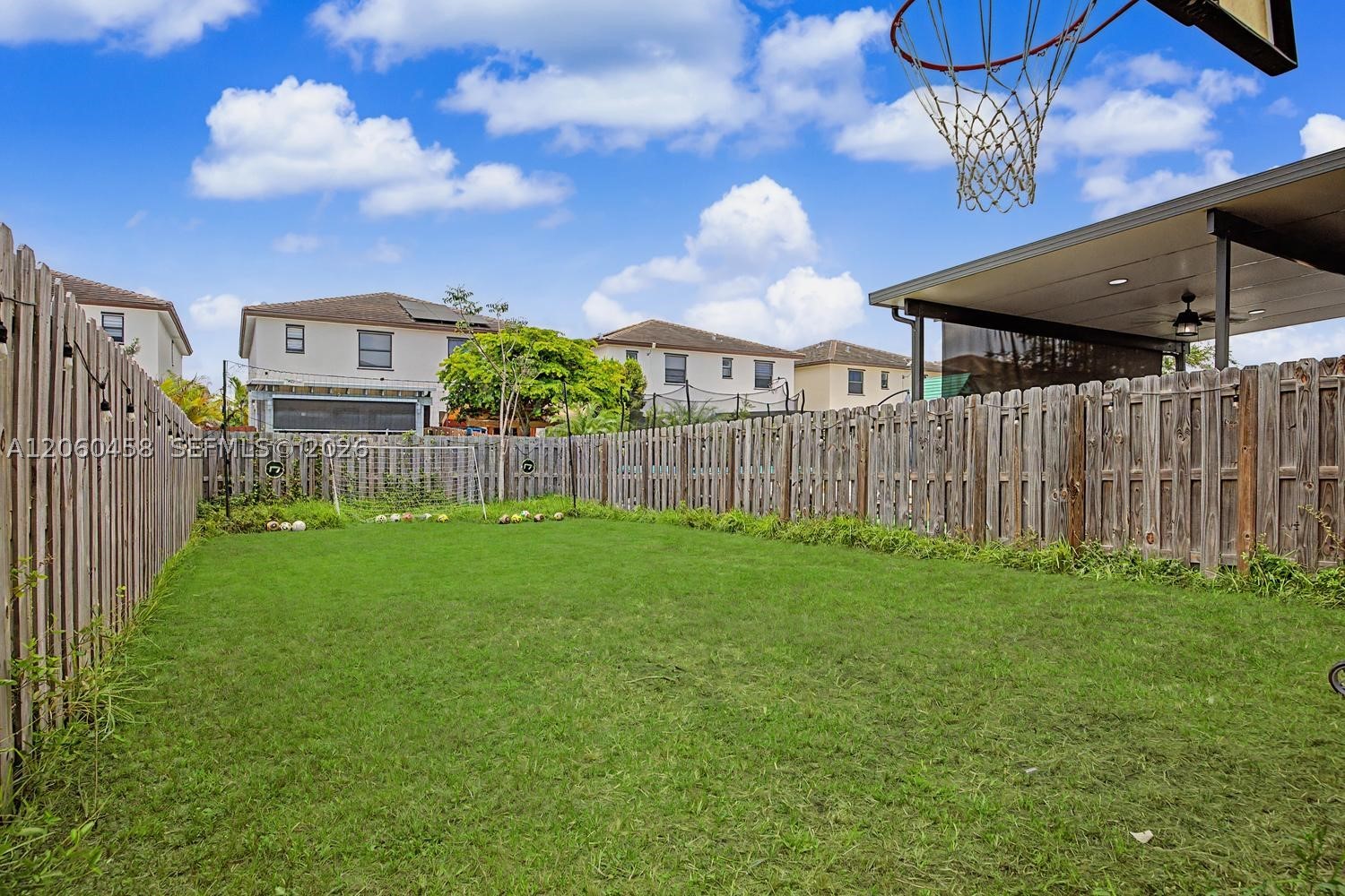 S ALLAPATTAH GARDENS - Residential