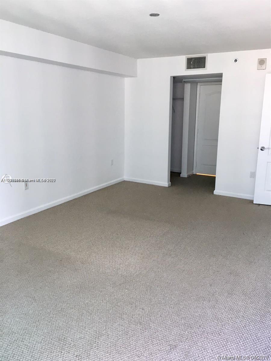 THE CLUB AT BRICKELL BAY - Residential