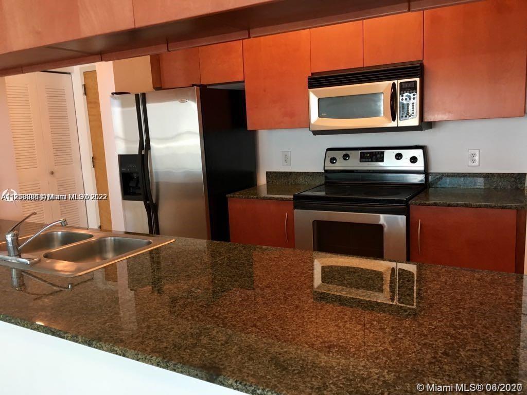 THE CLUB AT BRICKELL BAY - Residential