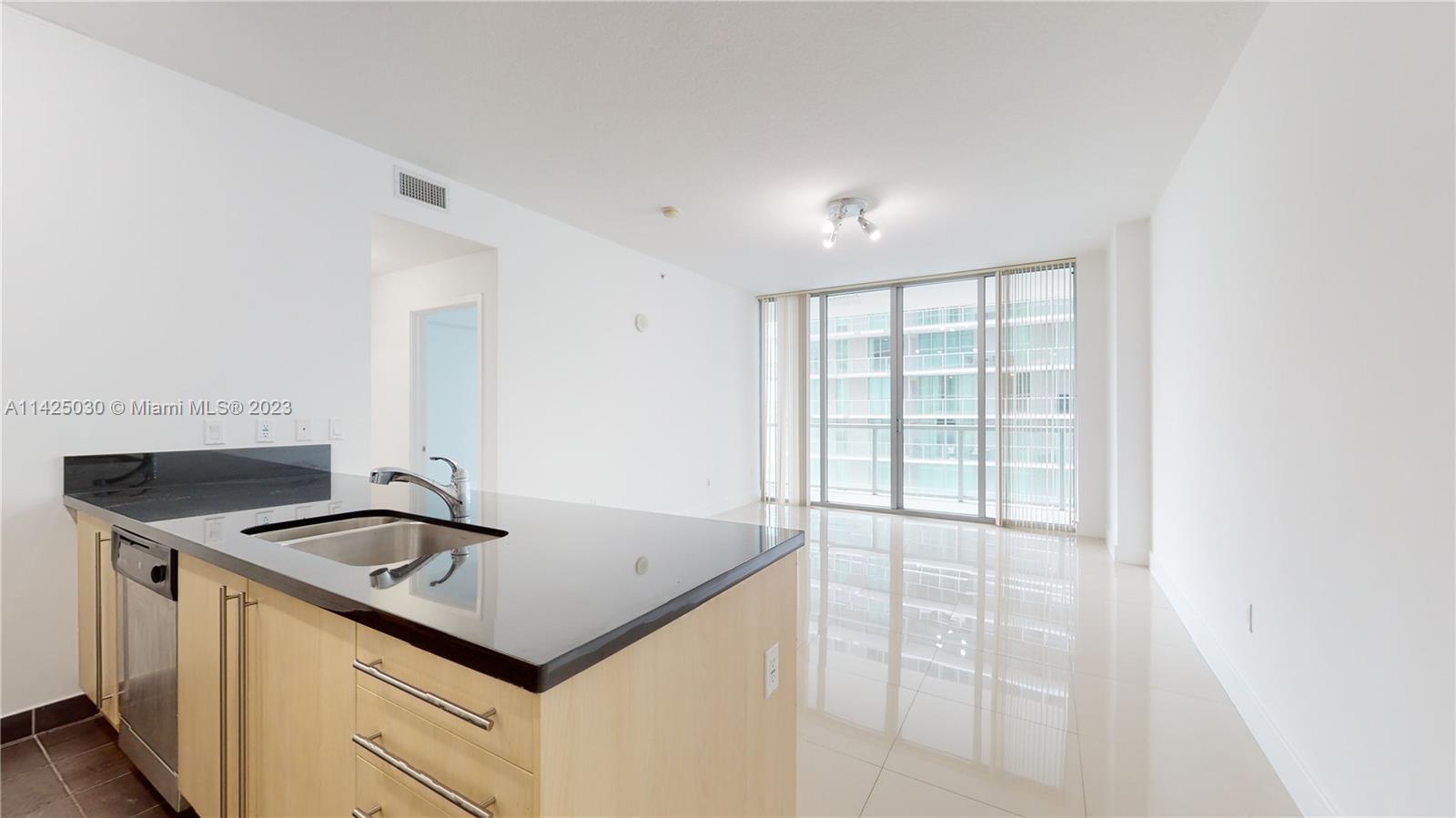 THE AXIS ON BRICKELL COND - Residential Lease