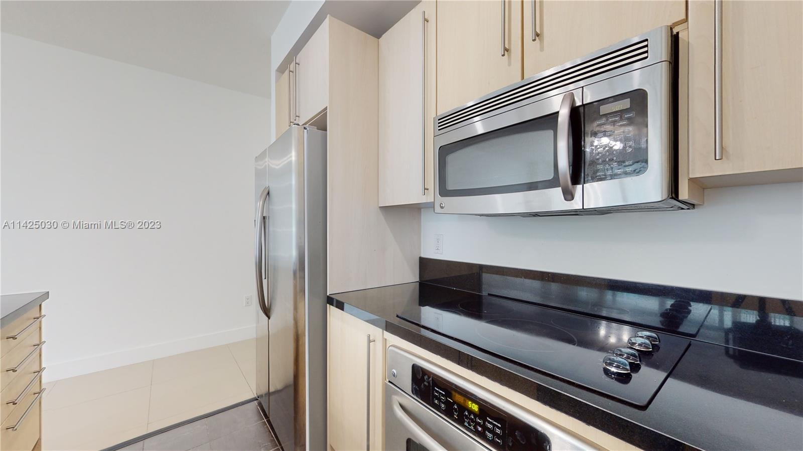 THE AXIS ON BRICKELL COND - Residential Lease