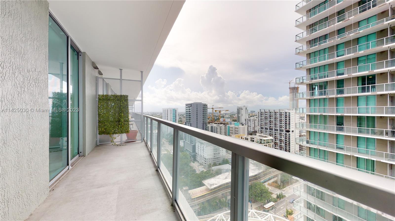 THE AXIS ON BRICKELL COND - Residential Lease